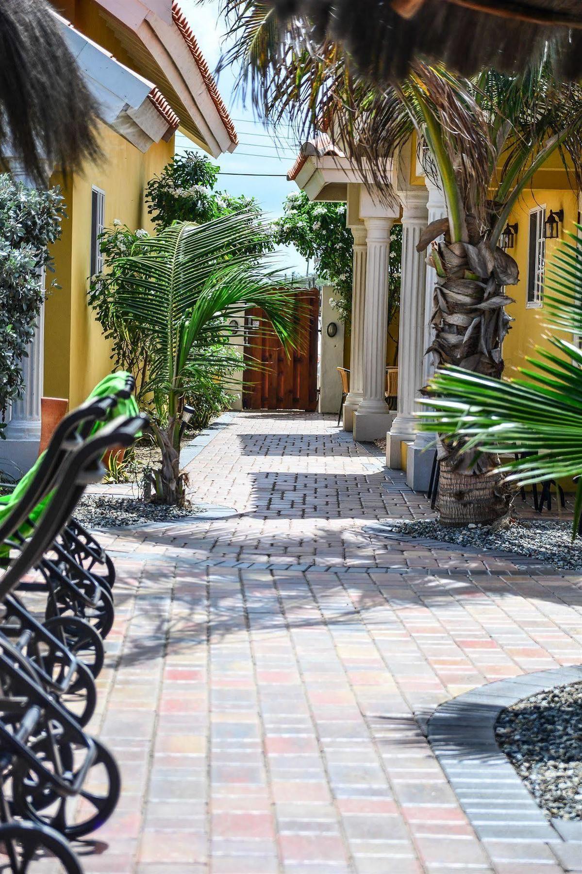 Aruba Tropic Apartments Noord Eksteriør billede