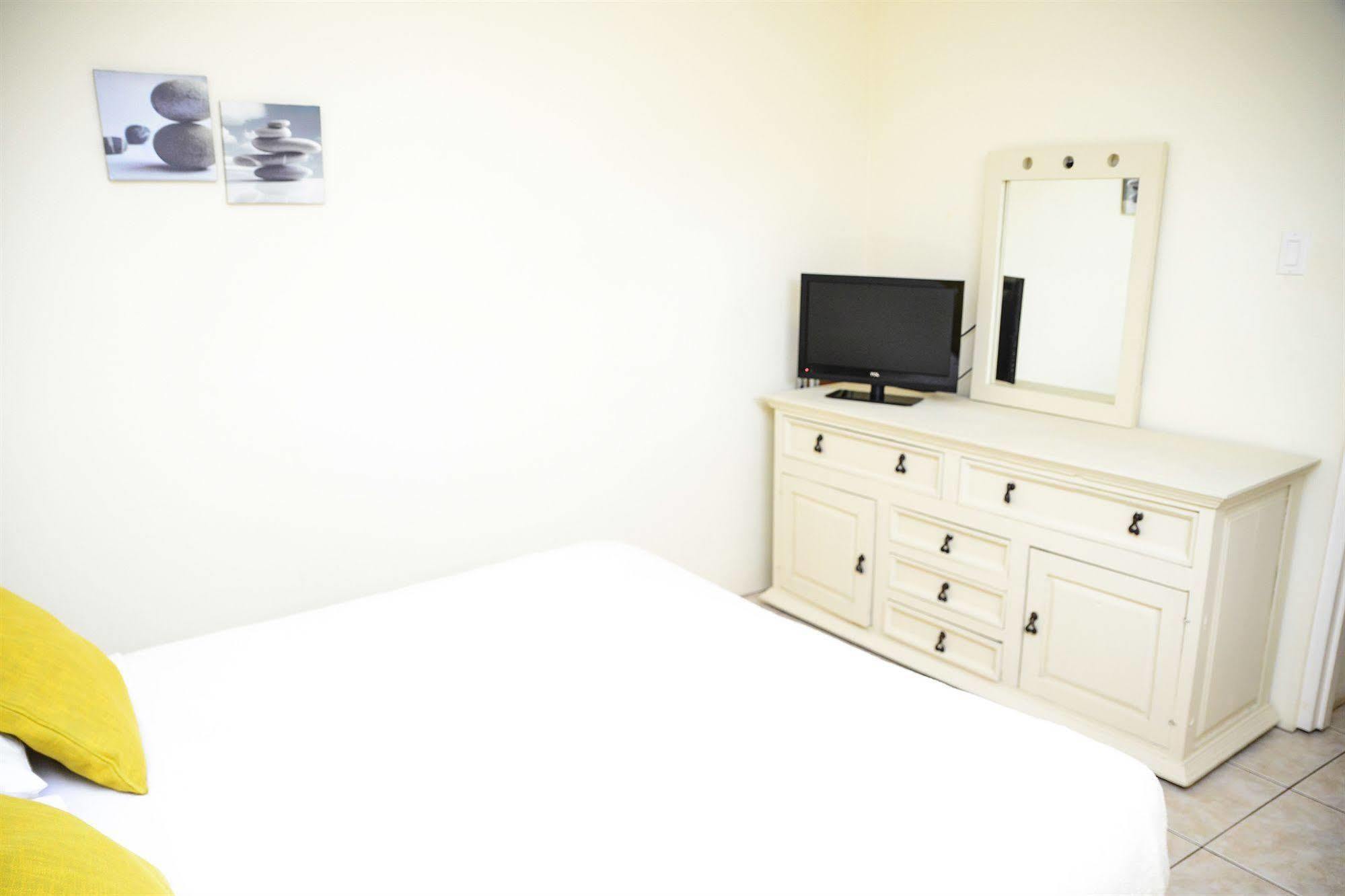 Aruba Tropic Apartments Noord Eksteriør billede